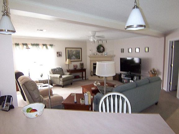 5th image of 23481 Stoneshire Dr