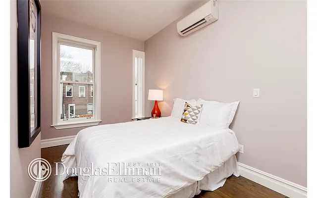 Sold by Douglas Elliman | media 16