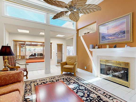 3rd image of 7449 Saratoga Ln
