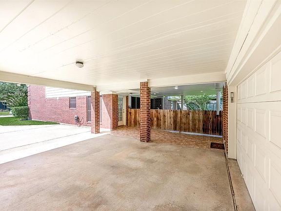 4th image of 3526 Dry Creek Dr