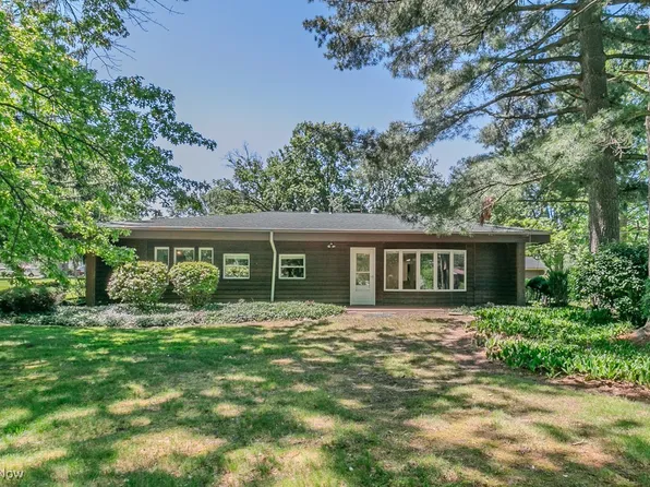 26 Middleton Dr, Painesville, OH 44077