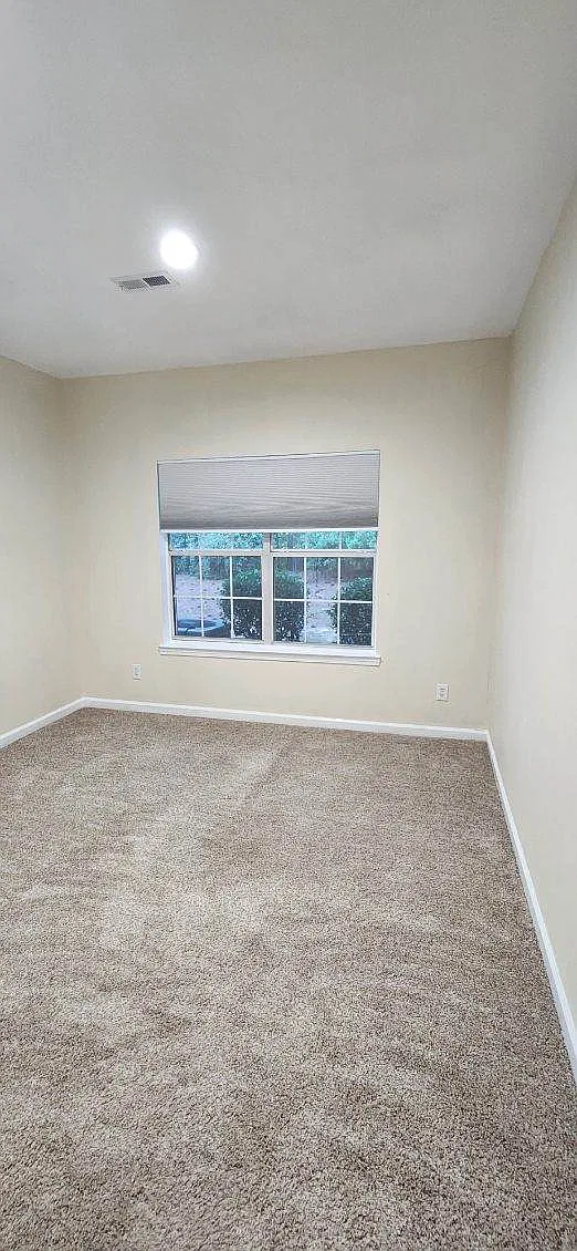 2 bed, 900 sqft, $2,000 — Photo 4