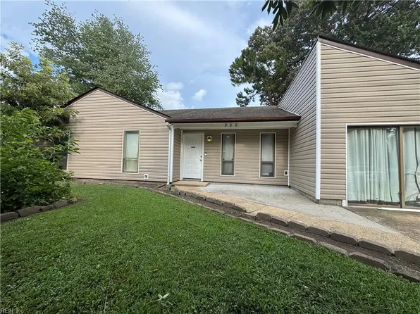 936 Joshua Dr, Virginia Beach, VA 23462