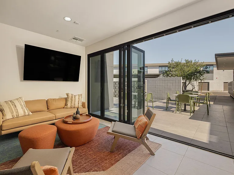 Sonoran Row Townhomes — Photo 23