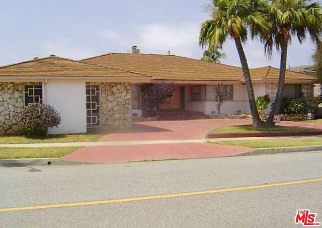 1st image of 4305 W Mount Vernon Dr