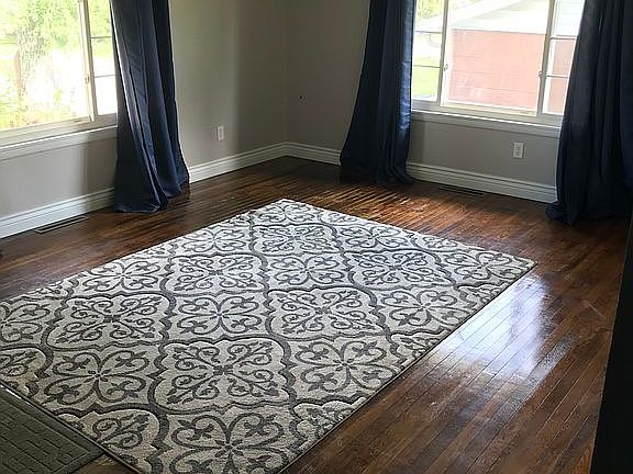 5th image of 2429 Marion Ave