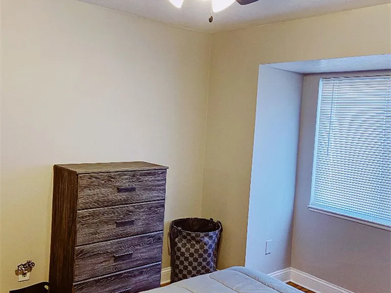 1251 E 279th St #2F — Photo 16