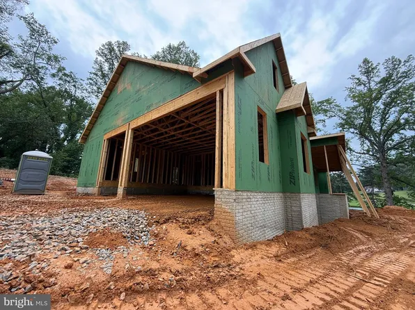 8186 Meetze, Warrenton, VA 20187
