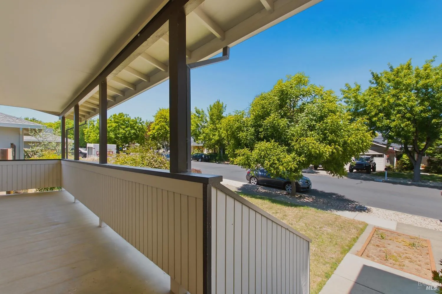 3565 Meadowbrook Drive - Photo 4