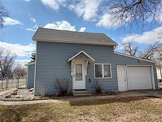 1st image of 301 Leonard Ave