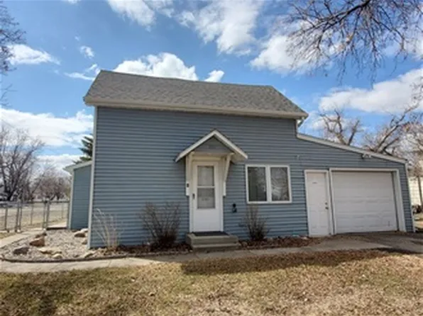 301 Leonard Ave, Crookston, MN 56716