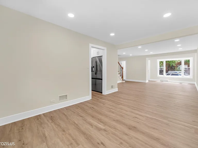 803 Brummel St — Photo 17