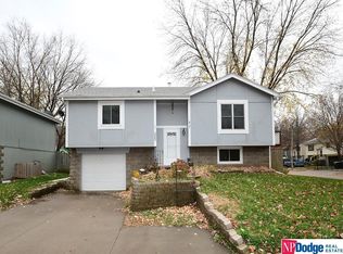 5023 Madison St, Omaha, NE 68117