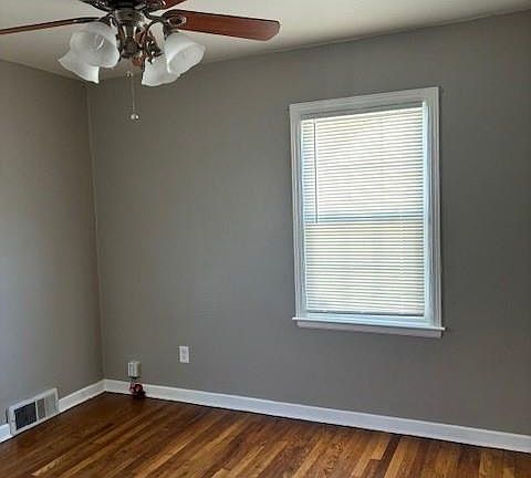 4th image of 2428 23rd St