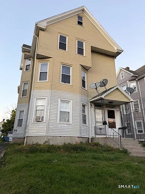 402 Park Pl
