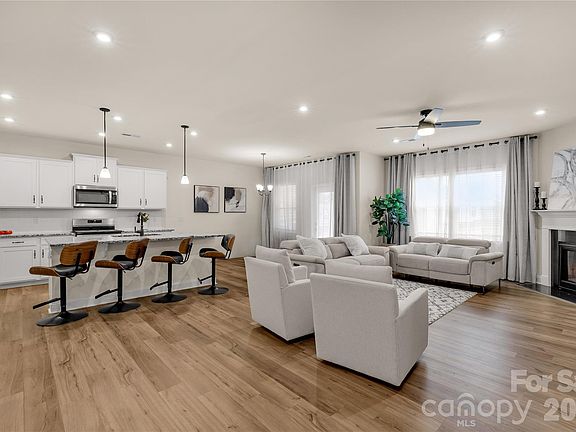 5th image of 17010 Dogwood Creek Ln