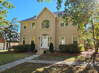 2400 Tweedmore Ct, High Point, NC 27265