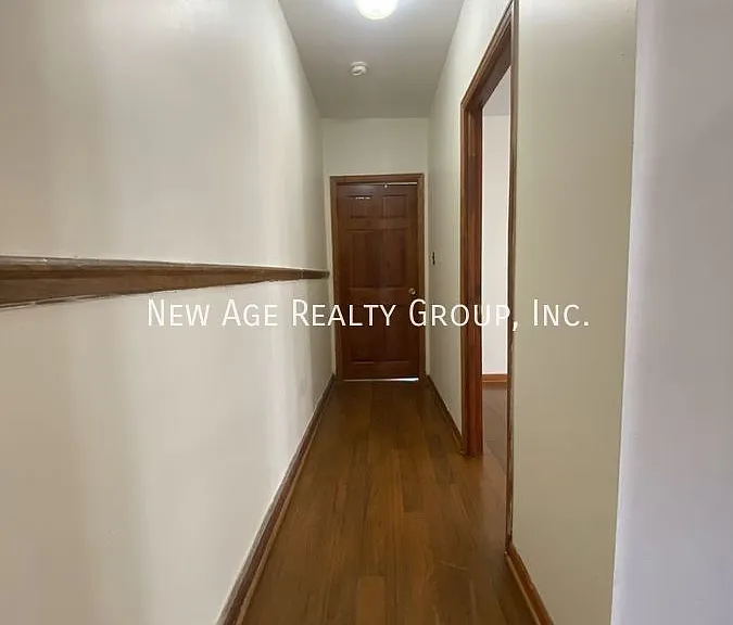 5026 Walnut St #3 — Photo 2