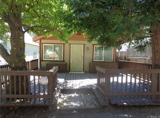 405 Maple Ln, Crestline, CA 92325