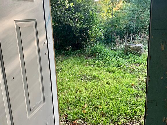 laundry room door that opens to backyard