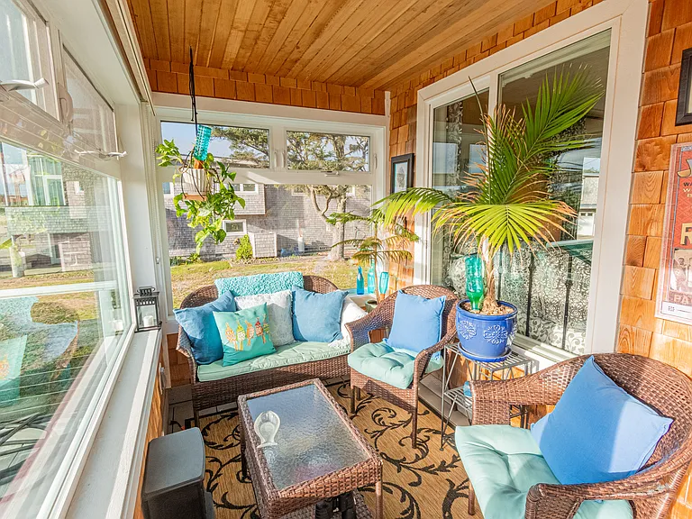 35300 Rueppel Ave — Photo 22