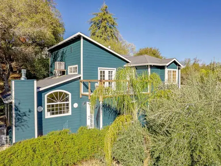 570 Guadalupe Dr — Photo 17