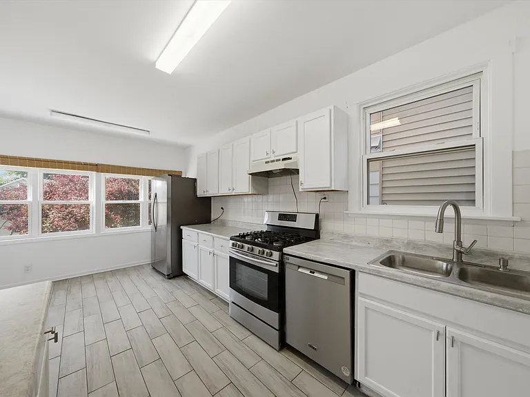 5725 W Giddings St #1 — Photo 10