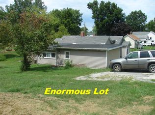 300 S 7th St, Benld, IL 62009