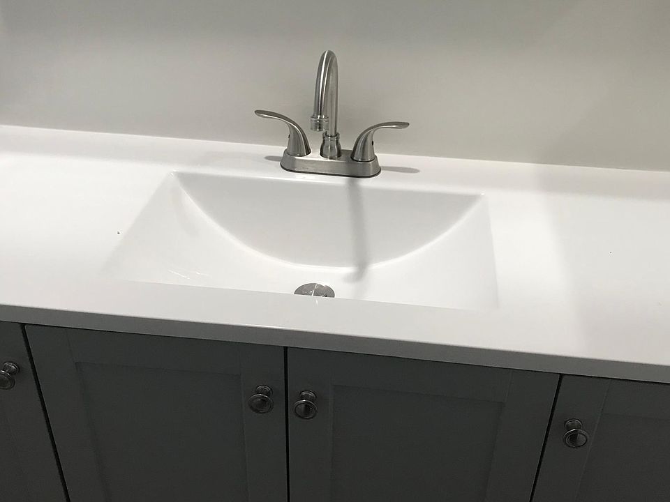 1st image of 1754 S Granville Ave APT 1