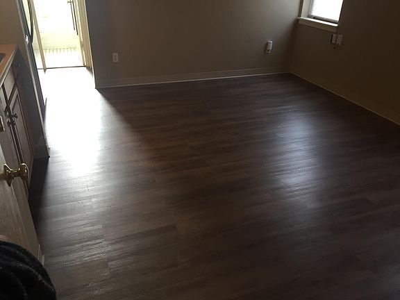 3rd image of 2320 Marguerite St