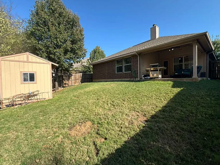 4223 Fall Creek Dr — Photo 40