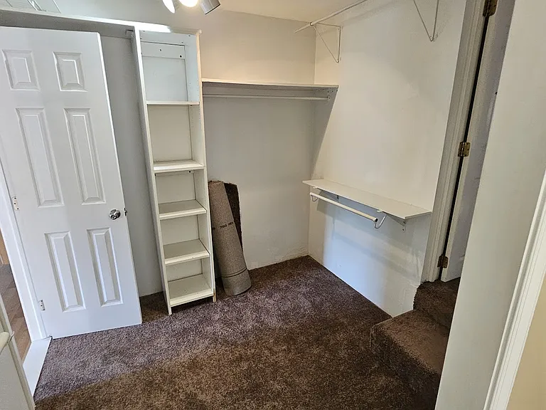 509 Hawthorne Rd — Photo 27