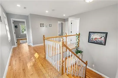 19 Park Ave — Photo 6