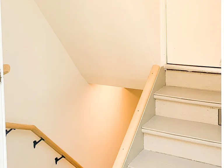 75 Binswood Ave #BASEMENT — Photo 3