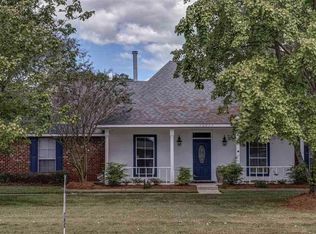 10075 Kinglet Dr, Baton Rouge, LA 70809