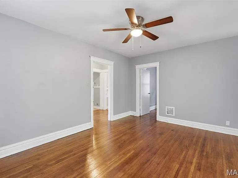 3332 Aubert Ave #A — Photo 5