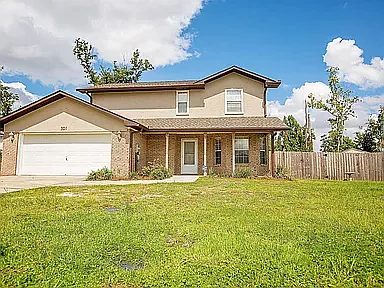 3 bed, 2.5 bath, 1632 sqft, $2,200 — Photo 2