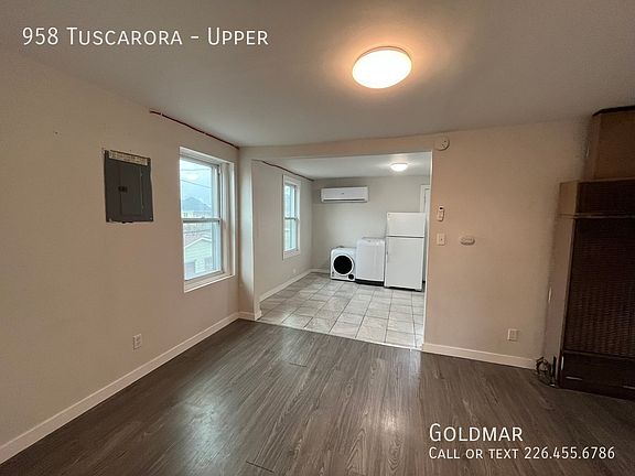 4th image of 958 Tuscarora St