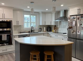 718 9th St E #308, Saskatoon, SK S7H0M7