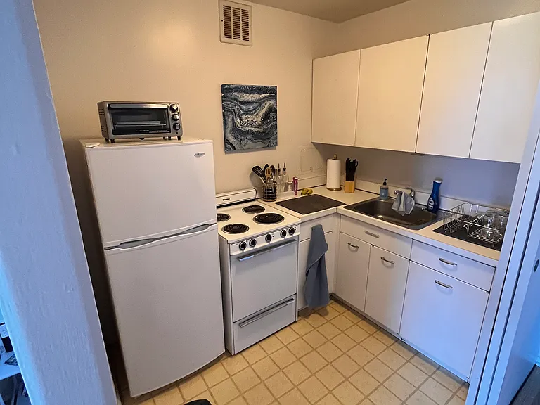 2400 N Lakeview Ave #904 — Photo 15