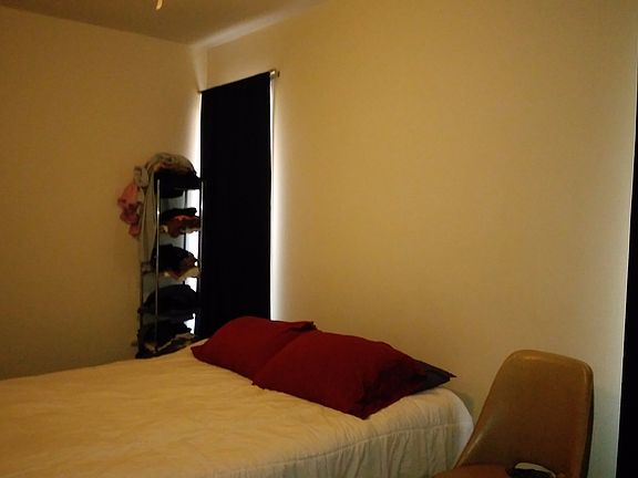 5th image of 3501 W Fullerton Ave #23542