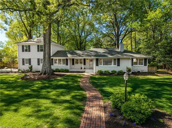 1121 Lee Rd, Virginia Beach, VA 23451