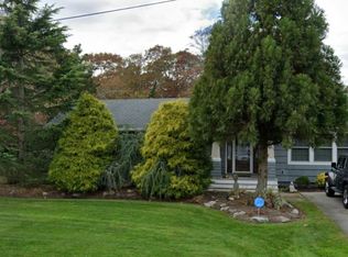 9 Nidzyn Ave, Remsenberg, NY 11960