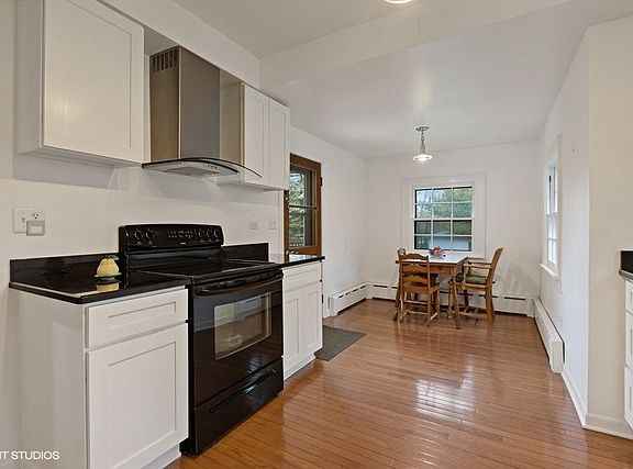 3rd image of 116 Hiawatha Trl