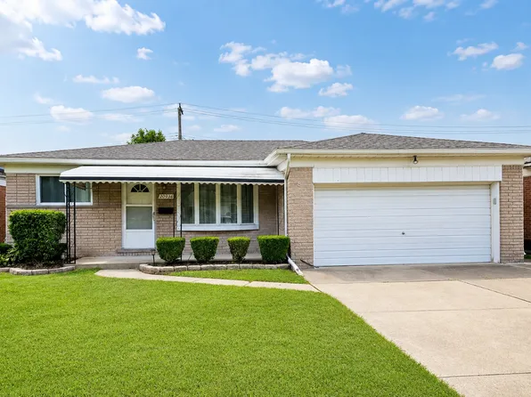 20936 Michael Ct, Saint Clair Shores, MI 48081
