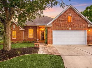 403 Nighthawk Ct, Sugar Land, TX 77478
