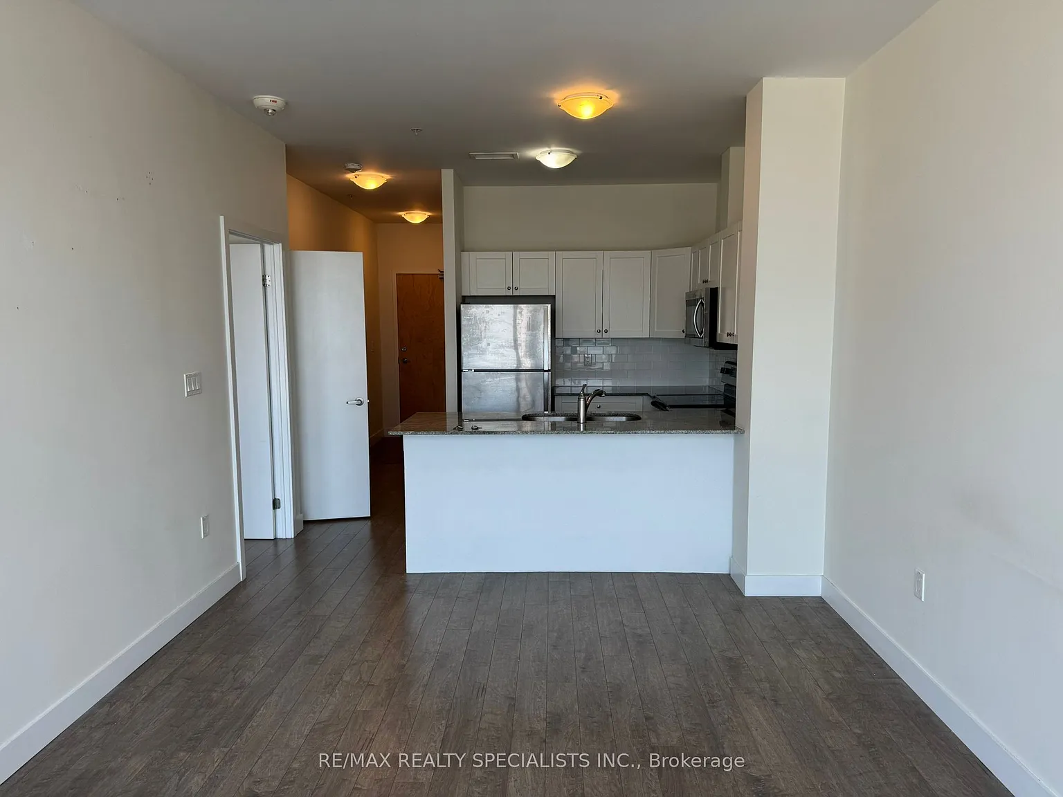 2 bed, $1,950 — Photo 1