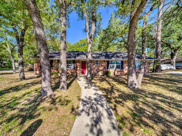 149 Nottingham Cir, Bridgeport, TX 76426