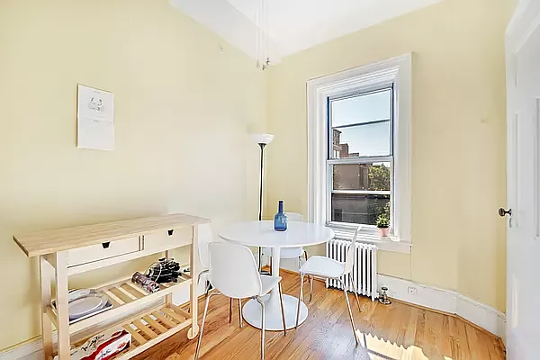 Rented by Compass | media 9