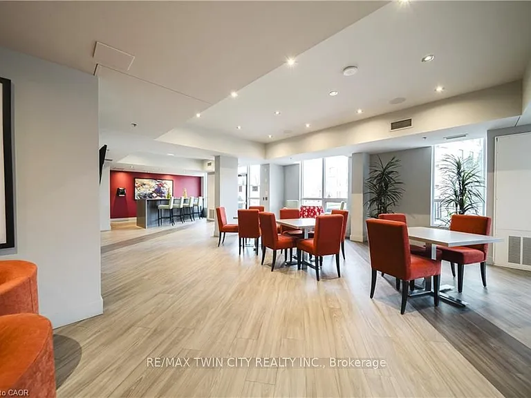 150 Water St N #803 — Photo 25